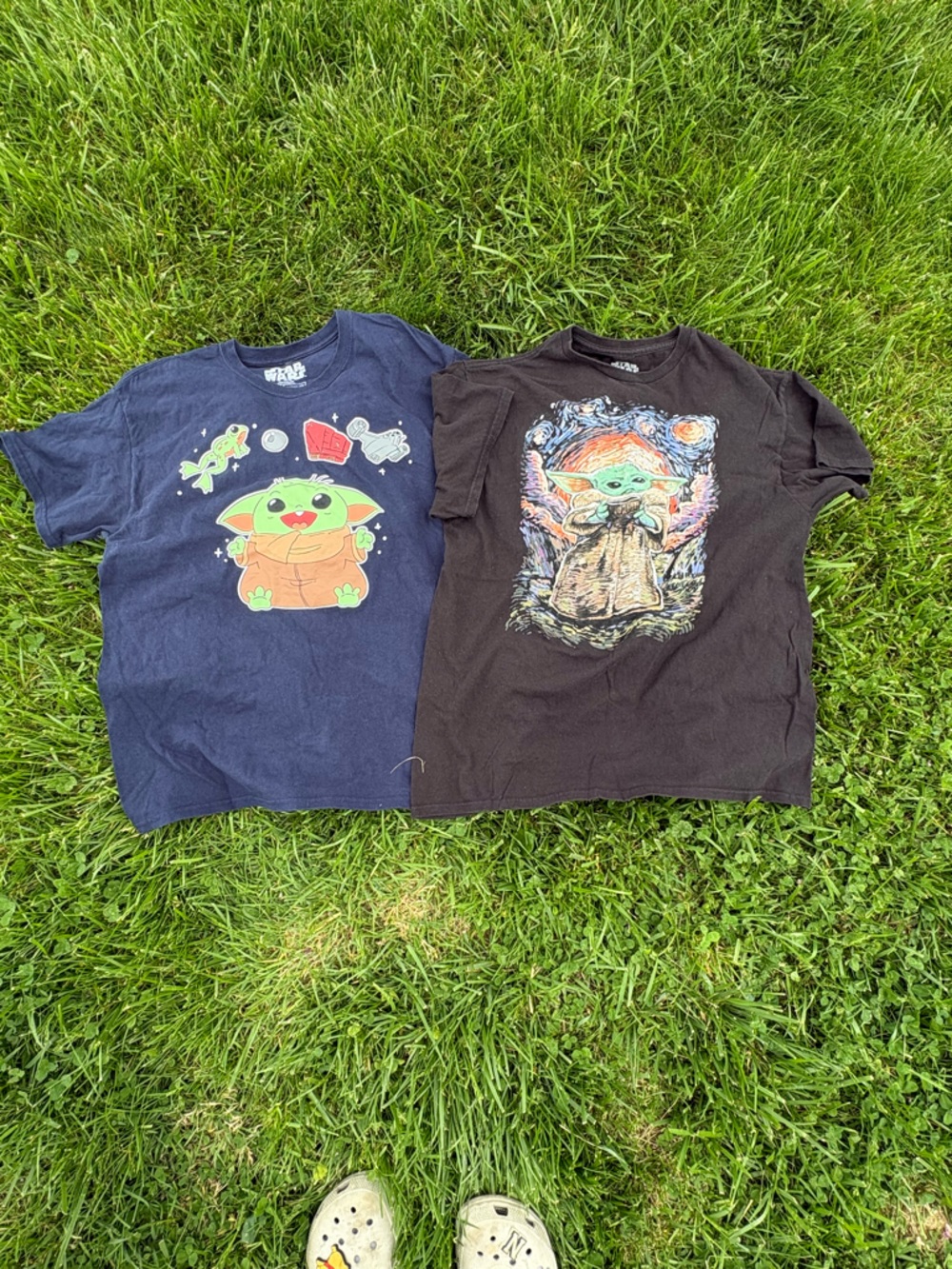 Star Wars & The Mandelorian Yoda Tshirt Bundle Size Large